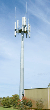 Mobile phone base station antenna